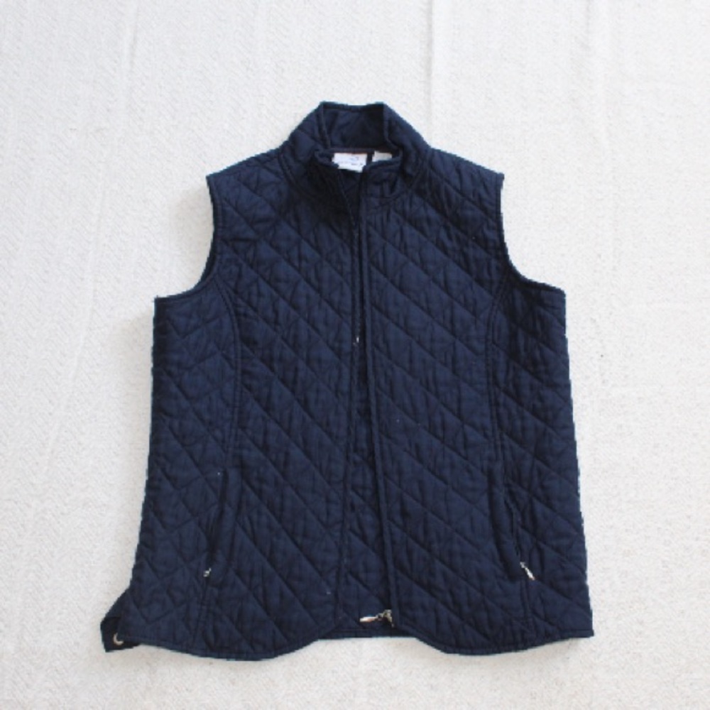 Navy active vest